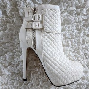 Sexy and Classy Platform Booties